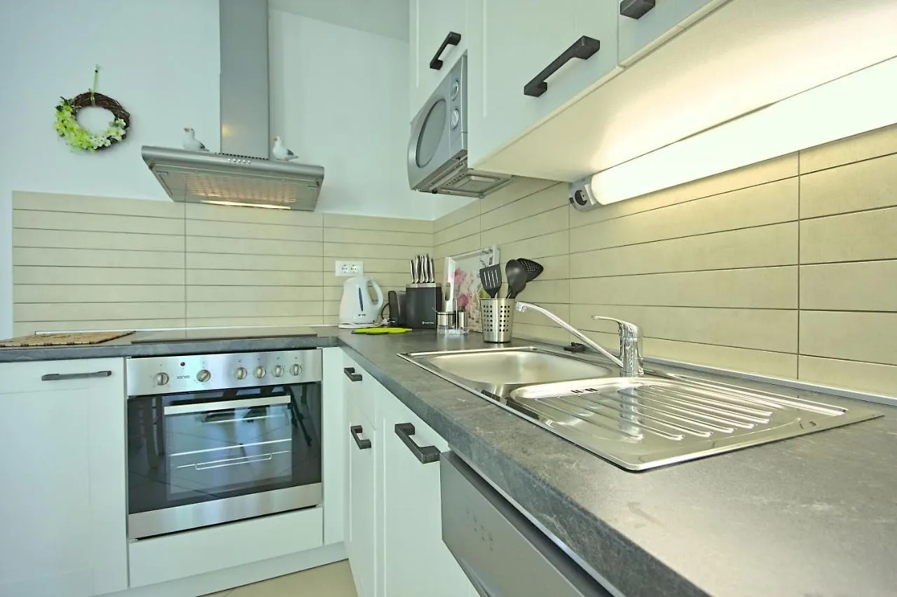 Fabulous Villa Zelda With Pool Near The Beach Medulin Croatia