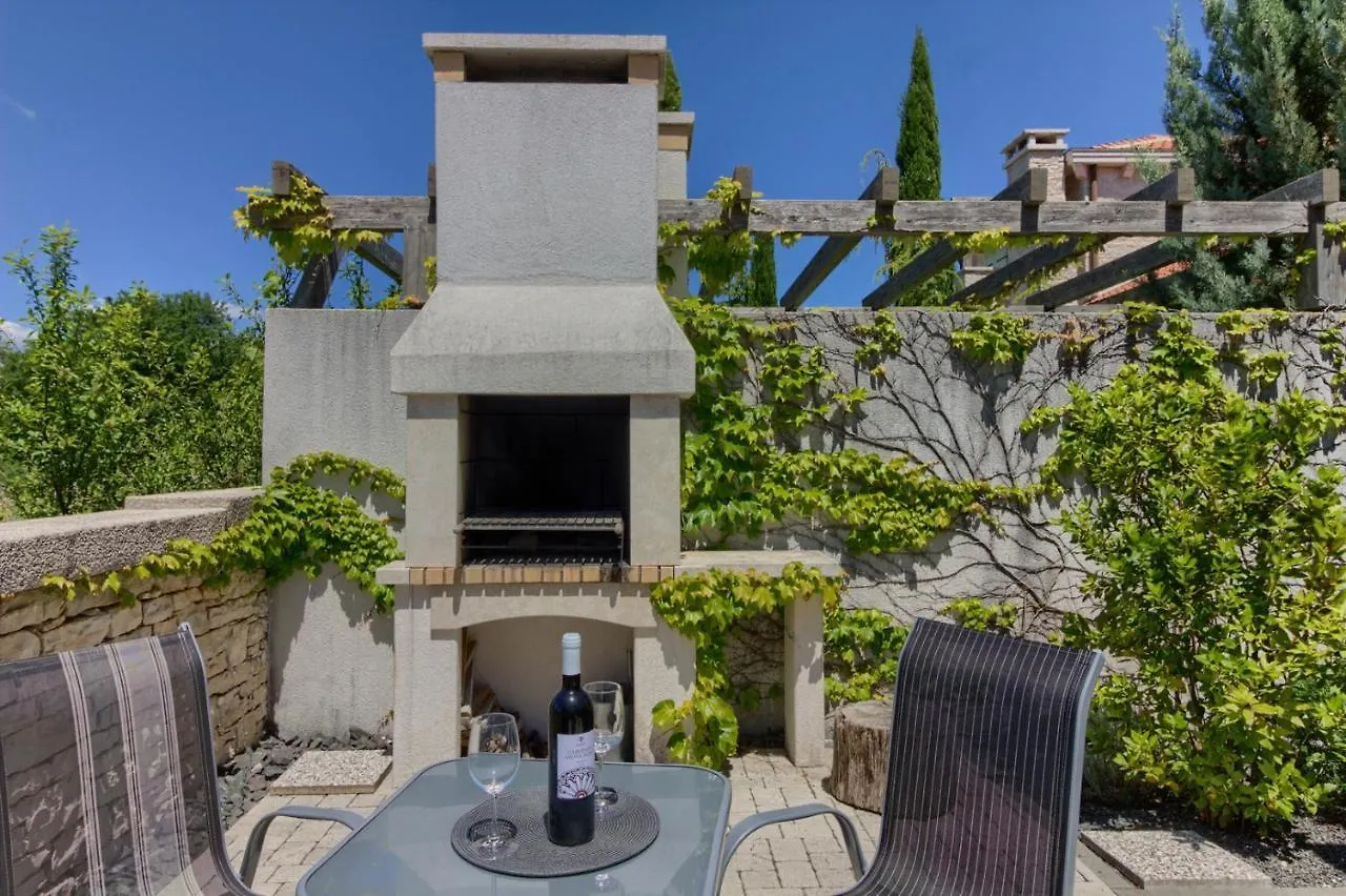 Fabulous Villa Zelda With Pool Near The Beach Medulin 0*,