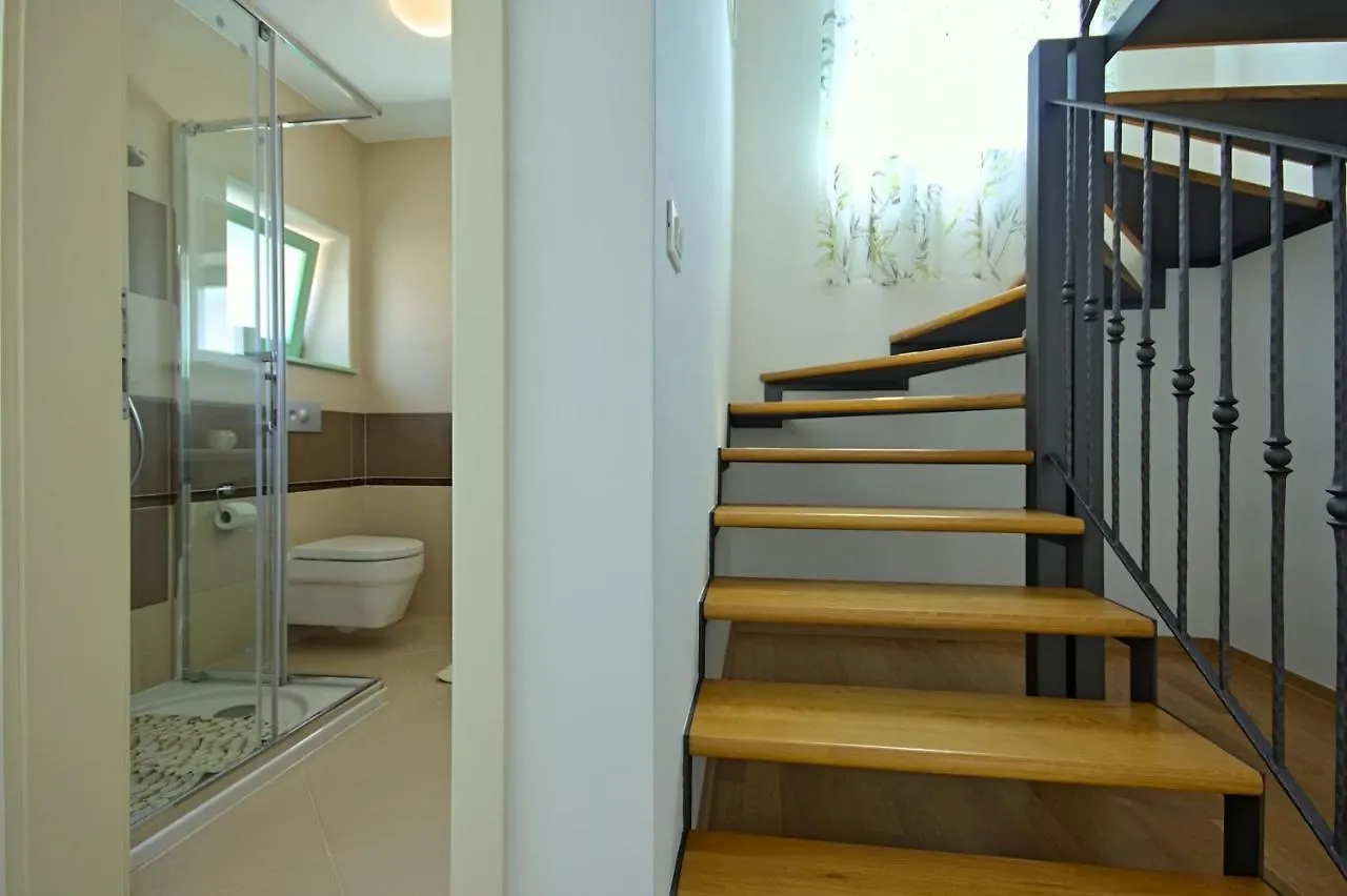 Fabulous Villa Zelda With Pool Near The Beach Medulin