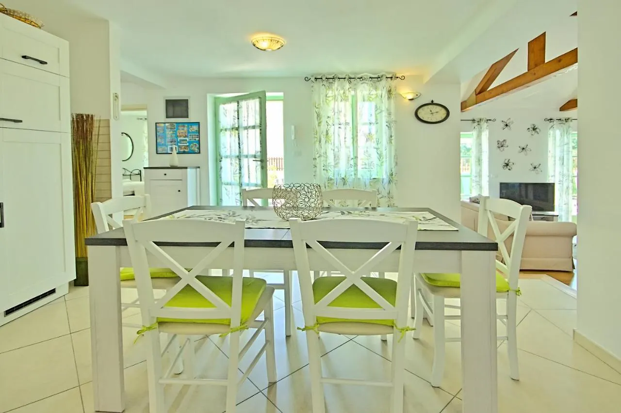 Fabulous Villa Zelda With Pool Near The Beach Medulin 0*,  Croatia
